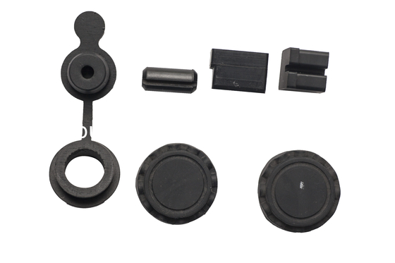 Components en caoutchouc moulés pour le revêtement de poussière automobile utilisant des matériaux non recyclés